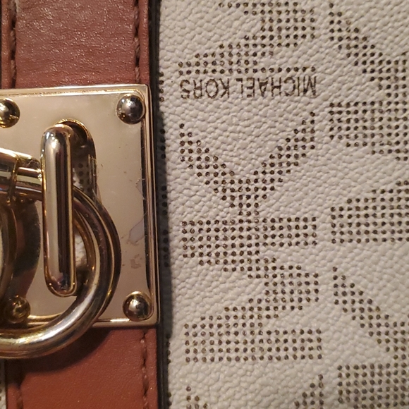 Michael KorsHamilton Monogram Signature Logo Medium - Picture 7 of 10